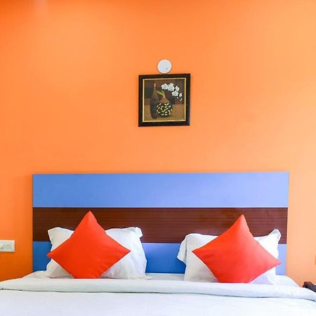 Capital O 67249 Hotel Planet Bhubaneswar Exterior photo