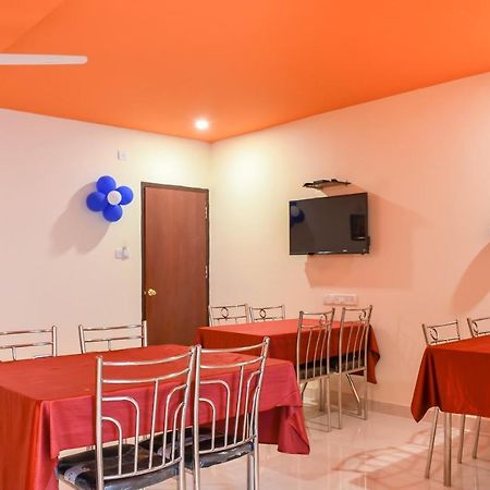 Capital O 67249 Hotel Planet Bhubaneswar Exterior photo