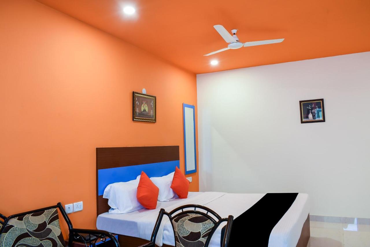 Capital O 67249 Hotel Planet Bhubaneswar Exterior photo