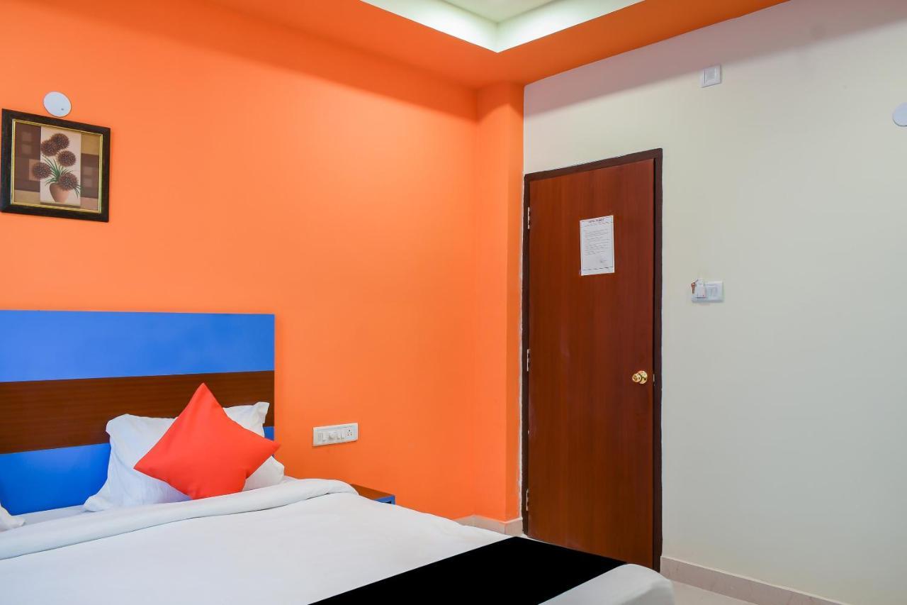 Capital O 67249 Hotel Planet Bhubaneswar Exterior photo